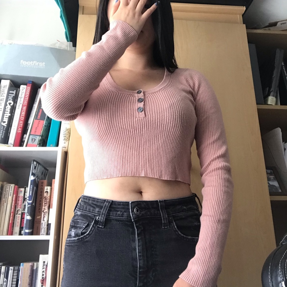Aeo top
